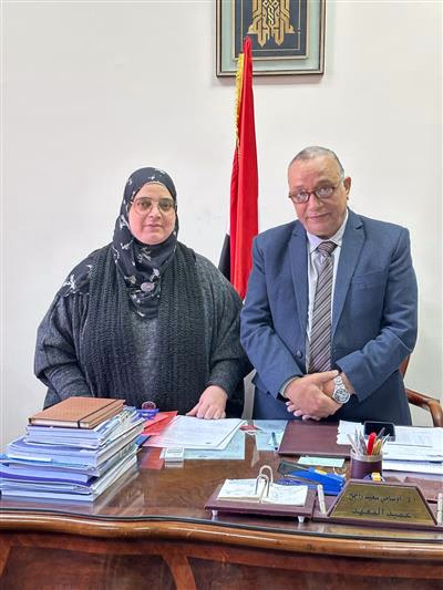 خريجي القسم 